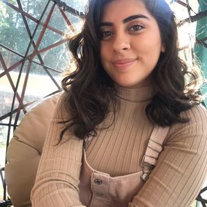 Meet your Posher, Destinee